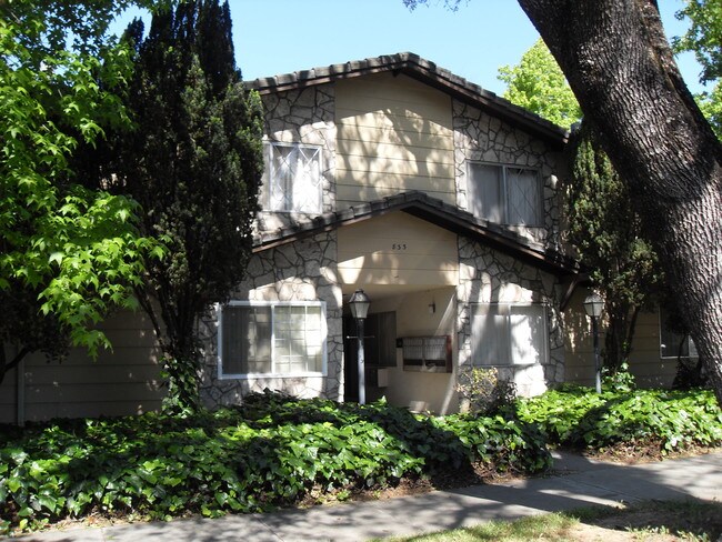833 Madison Street, Unit A Rental photo 2