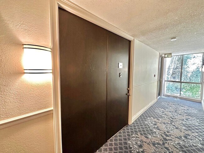 6202 Friars Rd San Diego, CA 92108 photo 5