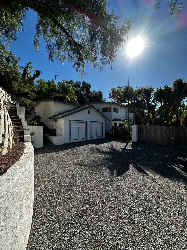 9594 Lamar St Spring Valley, CA 91977