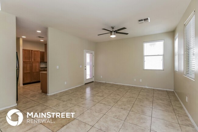 118 N 86th Ln Tolleson, AZ 85353 photo 4