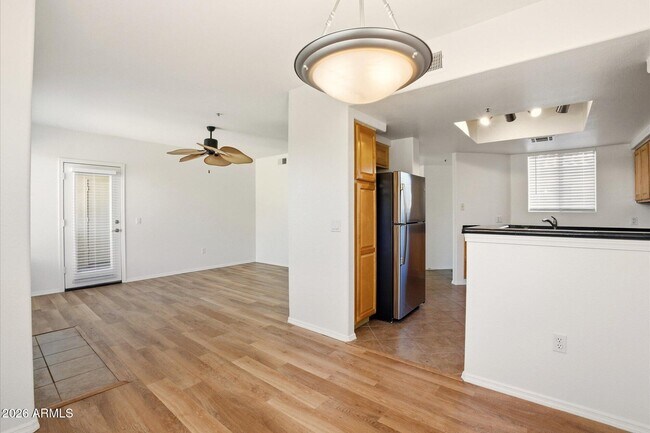 4925 E Desert Cove Ave Scottsdale, AZ 85254 photo 5