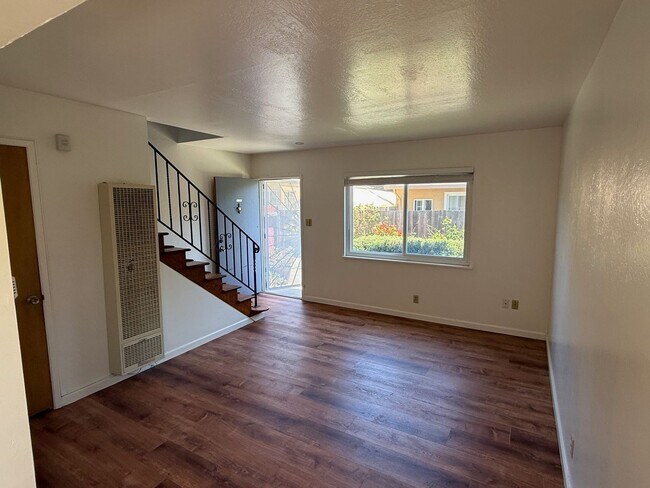 5124 McBryde Ave Richmond, CA 94805 photo 3