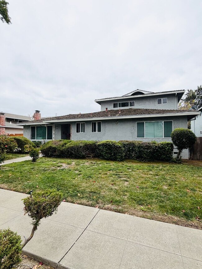2964 Neet Ave San Jose, CA 95128