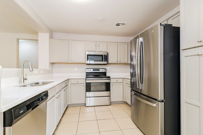 22834 W Mohave St Buckeye, AZ 85326 photo 3