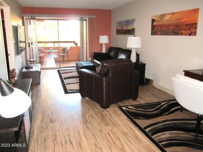 12222 N Paradise Village Pkwy W Phoenix, AZ 85032 photo 3