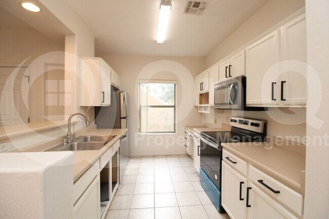 1351 N Pleasant Dr Chandler, AZ 85225 photo 2