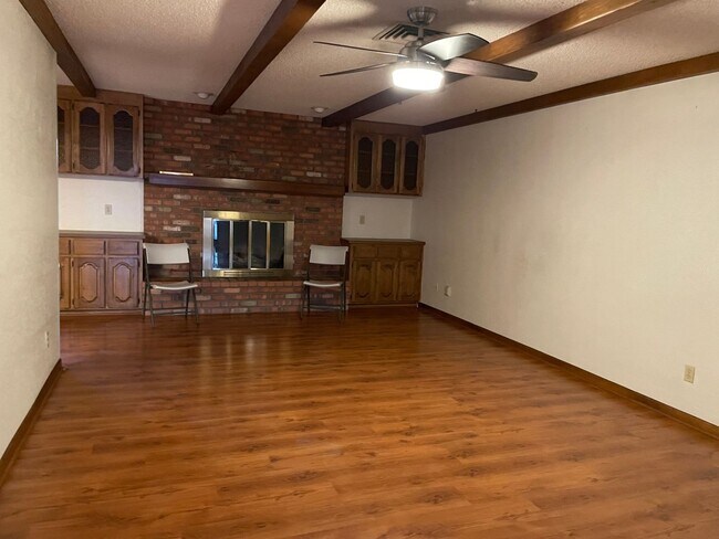 2215 E Jensen St Mesa, AZ 85213 photo 5
