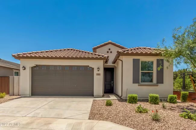 43 E Capricorn Way Chandler, AZ 85249 photo 2