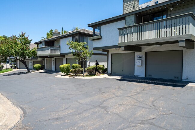 3459 Reynard Way San Diego, CA 92103 photo 2