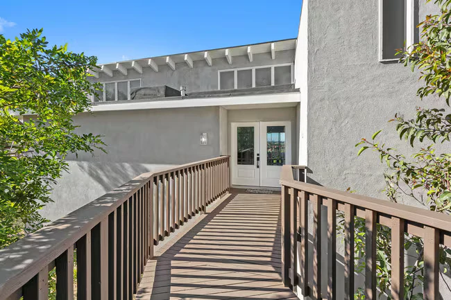 700 Selma Pl San Diego, CA 92114 photo 3