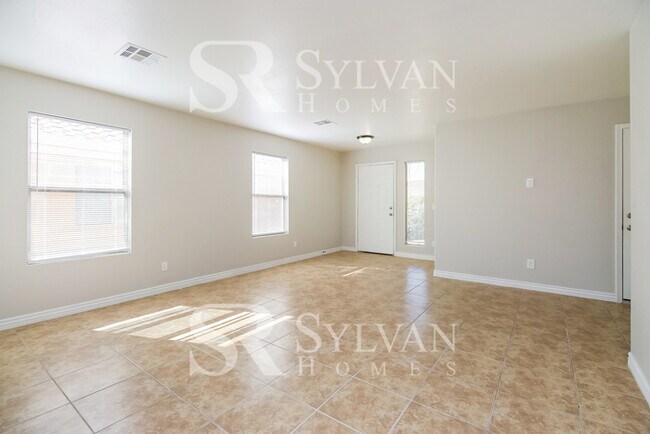 24013 W Twilight Trail Buckeye, AZ 85326 photo 2