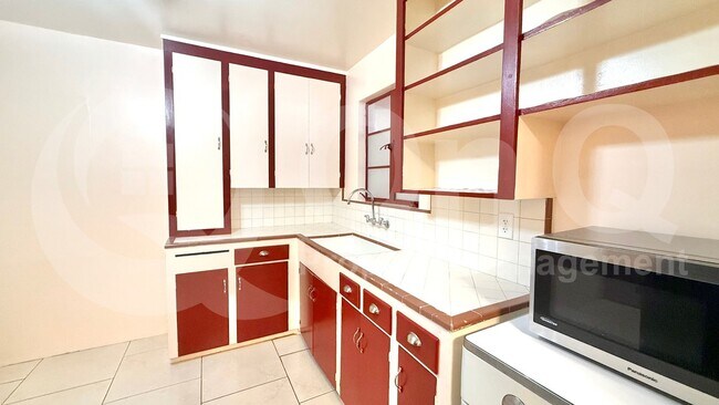 208 W Glenrosa Ave Phoenix, AZ 85013 photo 5