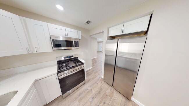 5126 Alumni Pl San Diego, CA 92115 photo 5