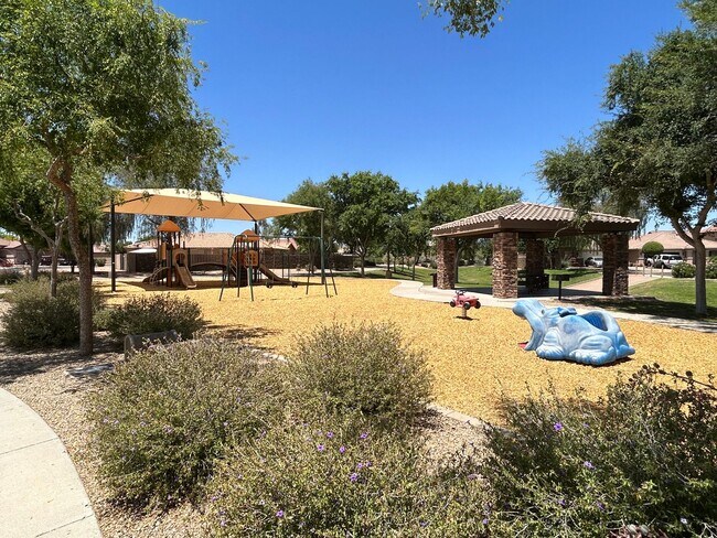 12186 N 153rd Ave Surprise, AZ 85379 photo 5