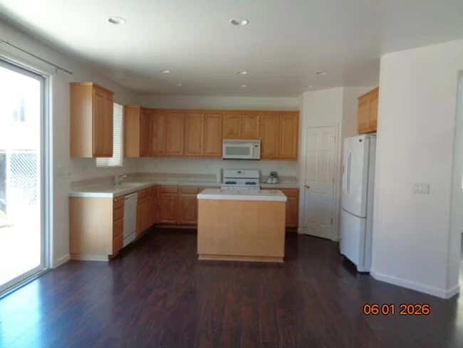 2429 Flatley Cir Fairfield, CA 94533 photo 5