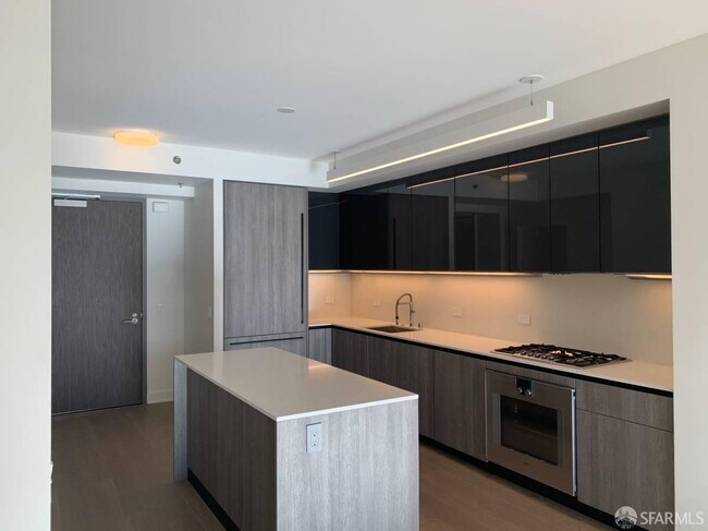 Condos on Main St Unit · San Francisco photo 5
