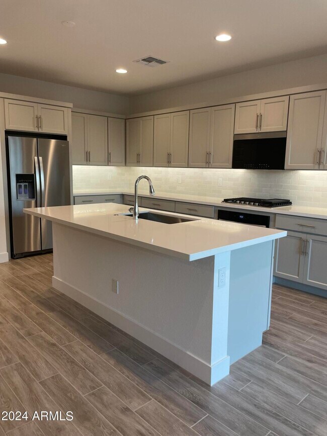 21289 E Superstition Dr Queen Creek, AZ 85142 photo 4