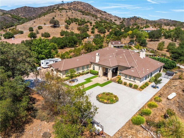 28270 Vía Santa Rosa Temecula, CA 92590