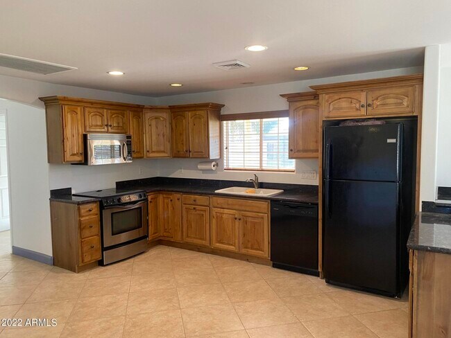 4341 E Vernon Ave Phoenix, AZ 85008 photo 5
