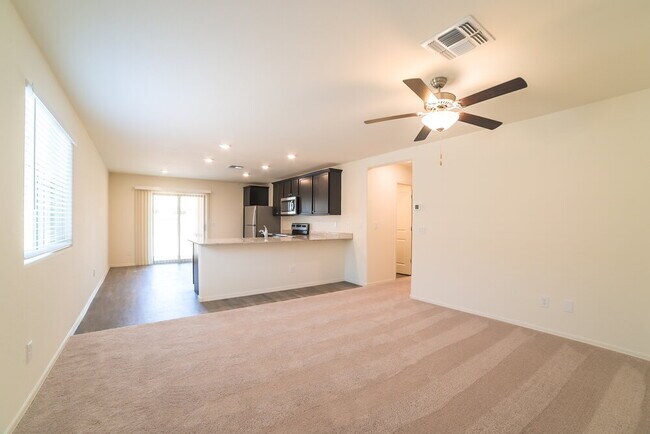 25832 W Samantha Way Buckeye, AZ 85326 photo 3