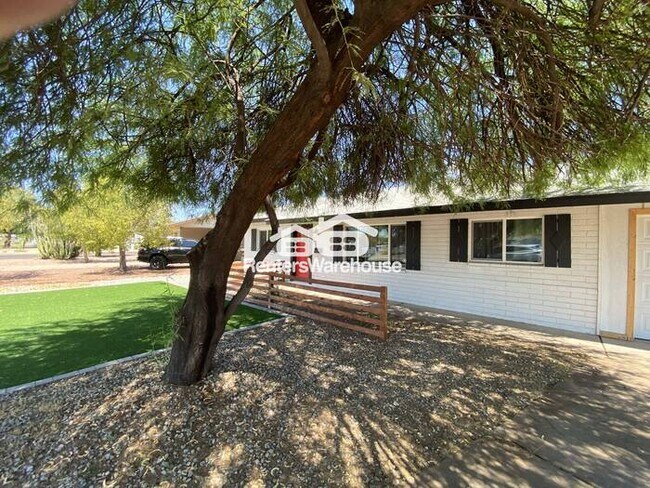 3027 N 21st St Phoenix, AZ 85016 photo 3