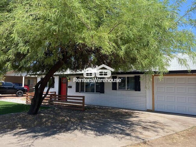 3027 N 21st St Phoenix, AZ 85016 photo 2