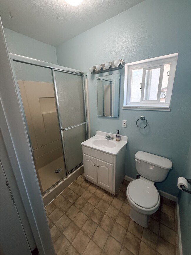 2164 7th St Livermore, CA 94550 photo 5