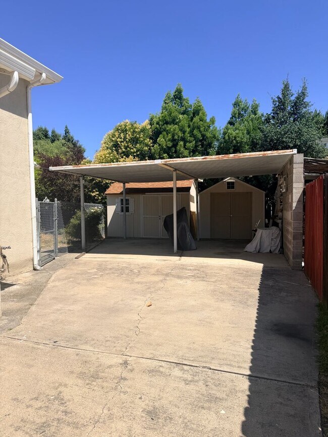 2164 7th St Livermore, CA 94550 photo 4