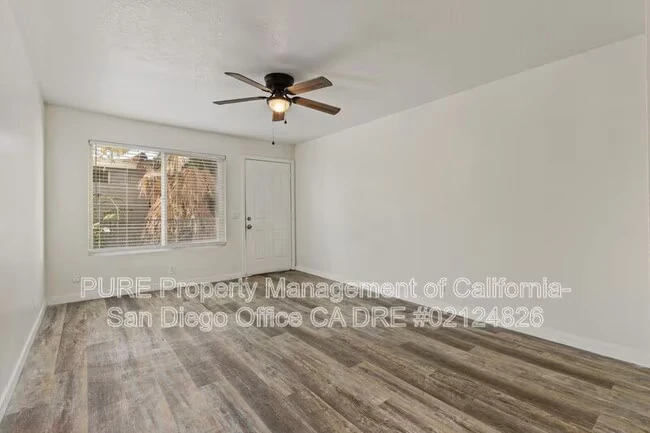 331 E Washington Ave Escondido, CA 92025 photo 5