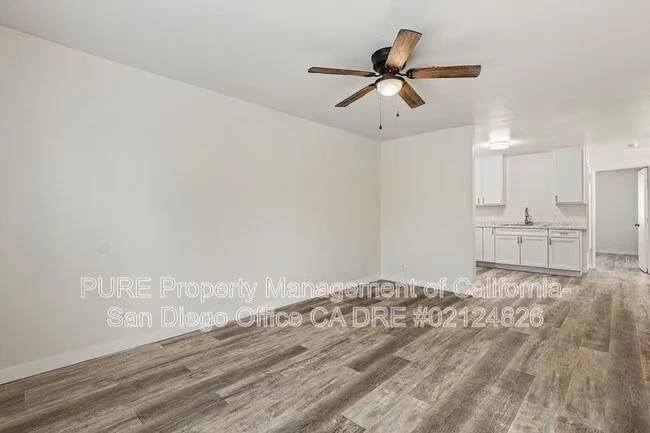 331 E Washington Ave Escondido, CA 92025 photo 4