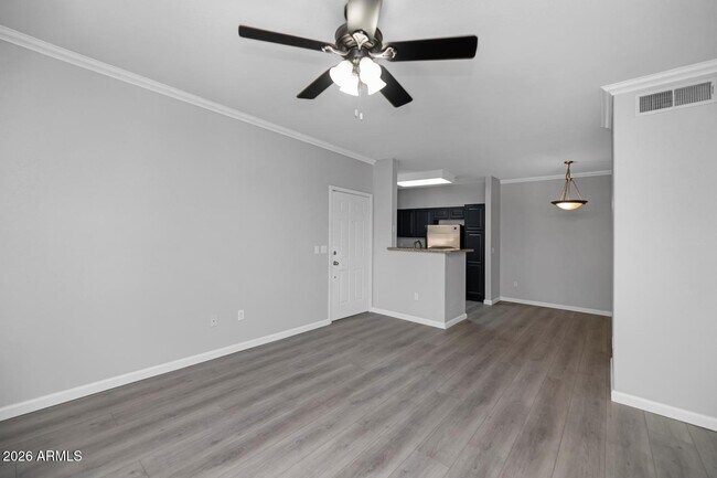 5335 E Shea Blvd Scottsdale, AZ 85254 photo 4