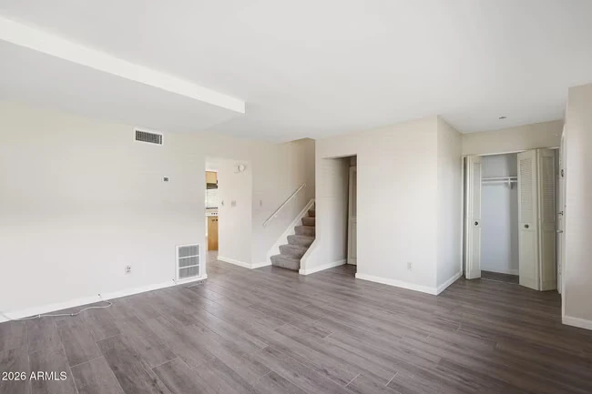 3937 S Mill Ave Tempe, AZ 85282 photo 5
