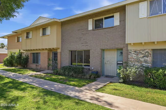 3937 S Mill Ave Tempe, AZ 85282 photo 3