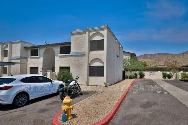 1540 W Mercer Ln Phoenix, AZ 85029 photo 2