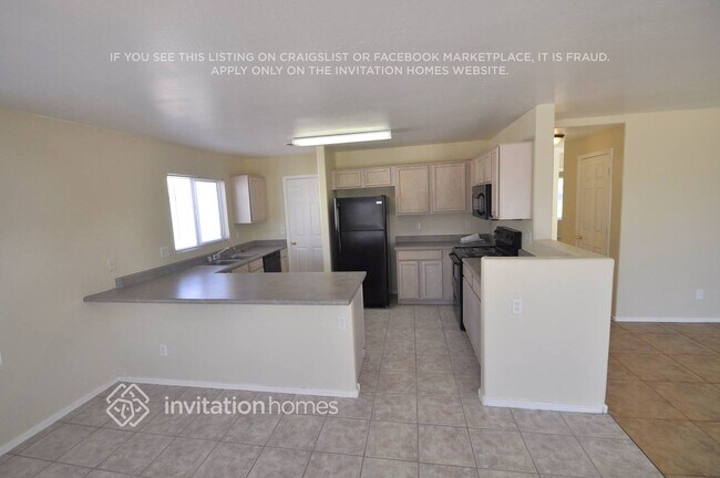 11967 W Holly St Avondale, AZ 85392 photo 4