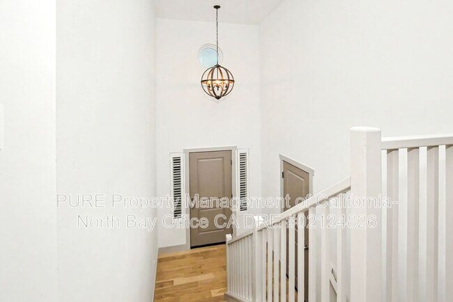 1920 Fountainview Cir Santa Rosa, CA 95403 photo 3