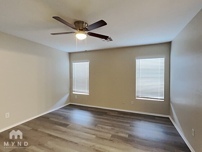 11821 W Cortez St El Mirage, AZ 85335 photo 5