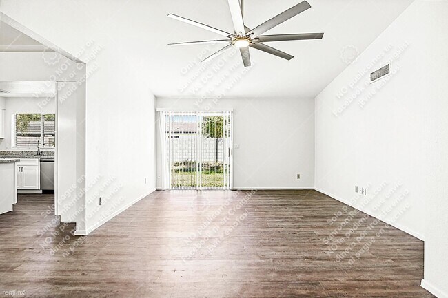 8502 W Alice Ave Peoria, AZ 85345 photo 3
