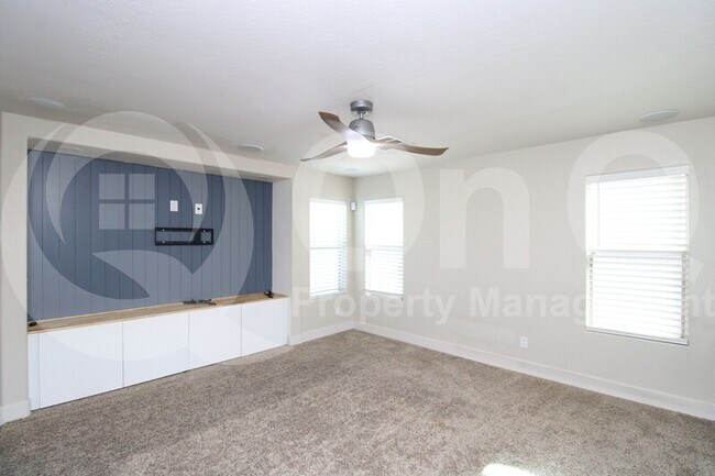 6514 W Yellow Bird Ln Phoenix, AZ 85083 photo 4