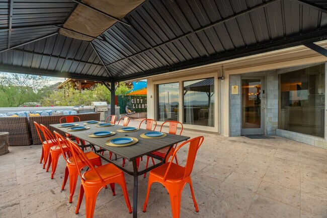 2216 E Belmont Ave Phoenix, AZ 85020 photo 5