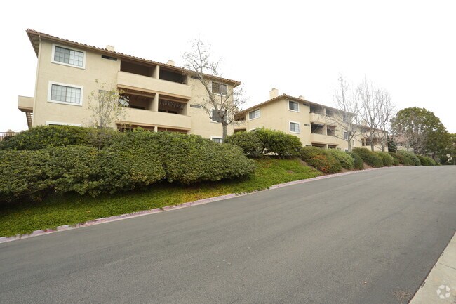 Vista Way Village photo 5