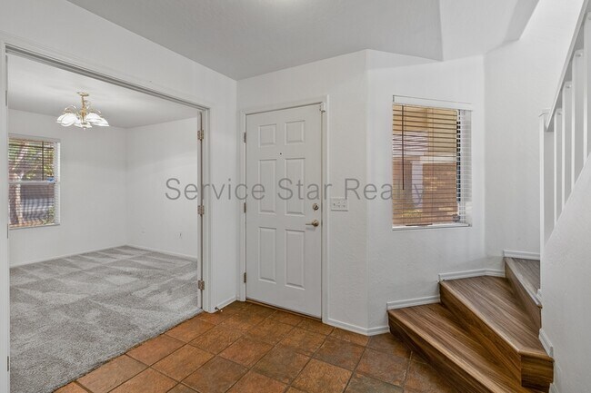 7430 S 40th Ln Phoenix, AZ 85041 photo 4