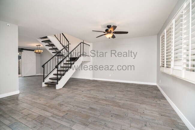 2948 E Clarendon Ave Phoenix, AZ 85016 photo 5