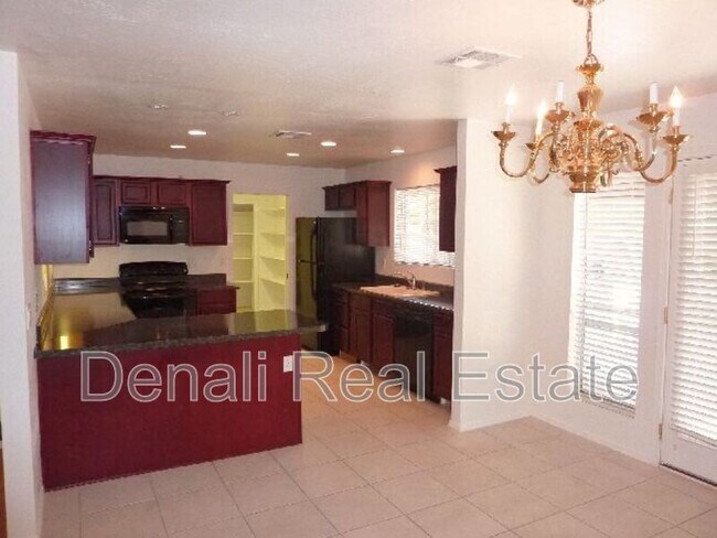 1509 E Granada Cir Mesa, AZ 85203 photo 4