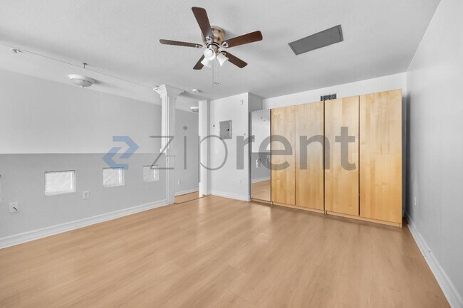 Unit 3515 photo 4