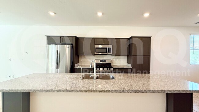 1927 W 21st Ave Apache Junction, AZ 85120 photo 4
