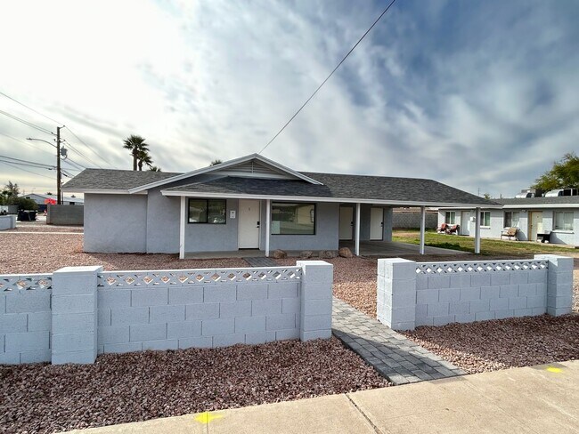 290 N Hamilton St Chandler, AZ 85225 photo 2