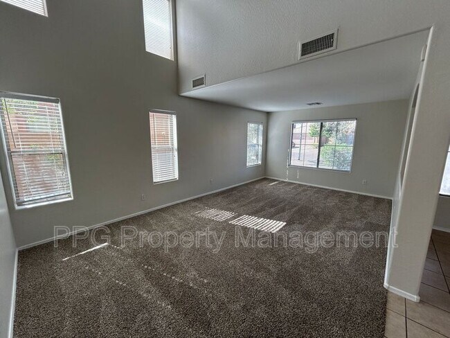17251 W Hilton Ave Goodyear, AZ 85338 photo 4
