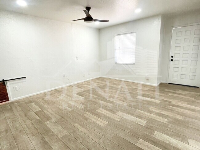 423 S Terry Ln Tempe, AZ 85281 photo 5