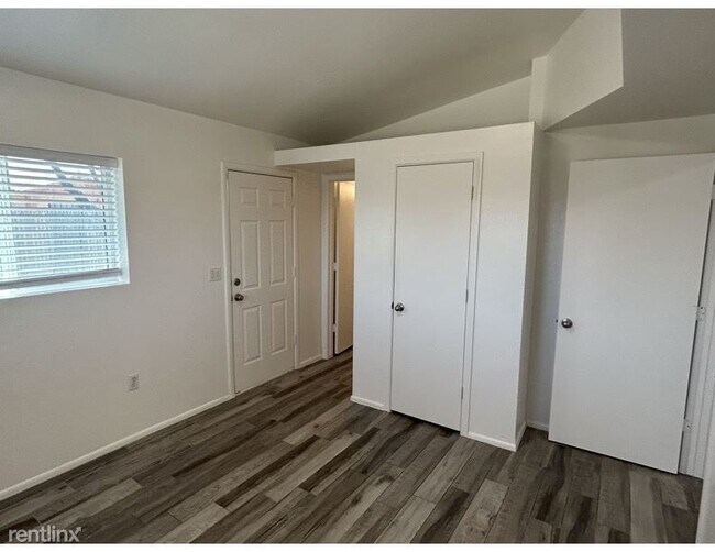 290 N Hamilton St Chandler, AZ 85225 photo 5